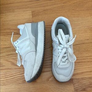 New Balance 574 platform sneakers